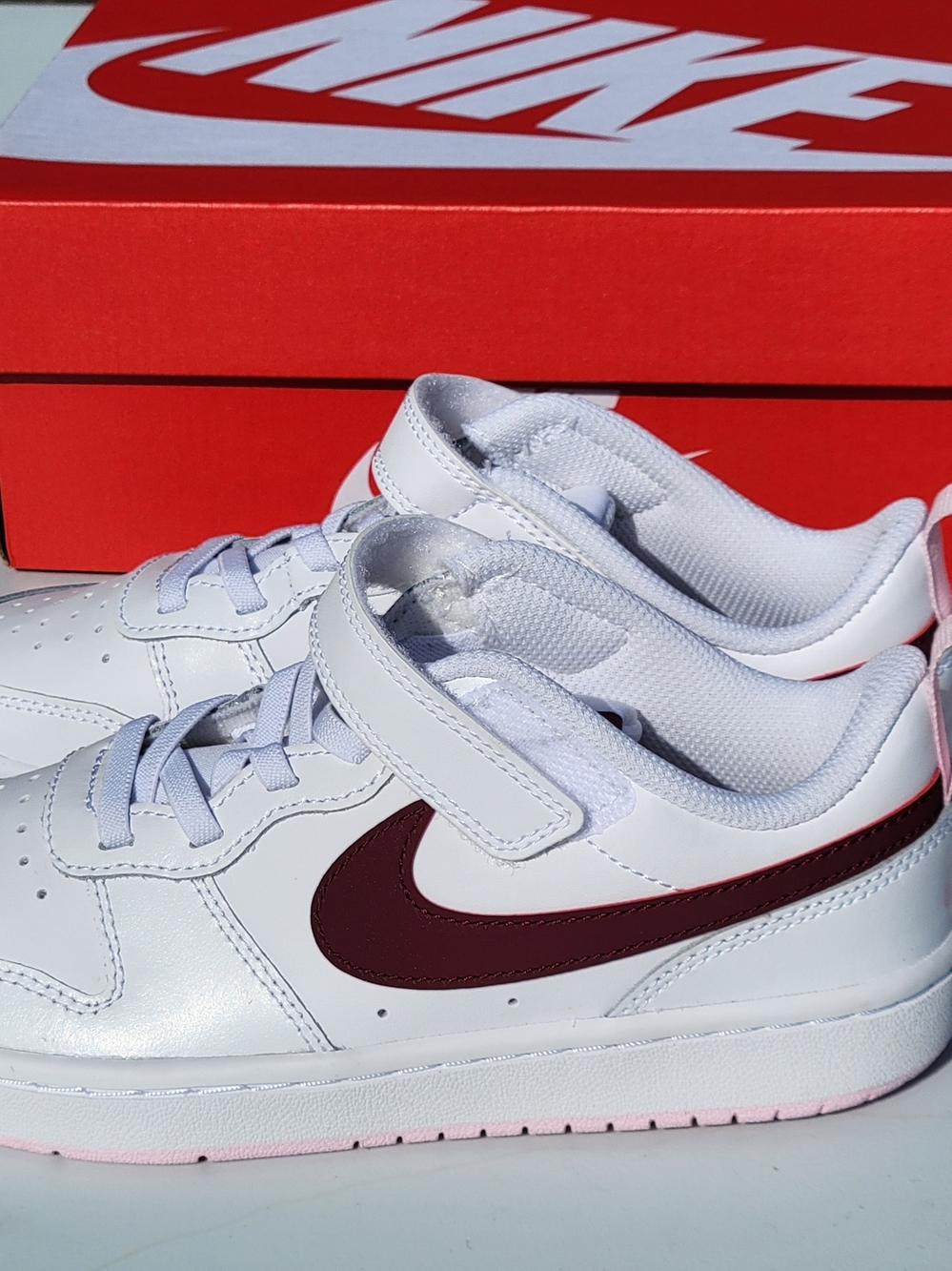 KIDS 2Y NIKE COURT BOROUGH LOW 2 SNEAKER SHOE – WHITE/DARK BEETROOT – NEW IN BOX - Picture 4 of 8